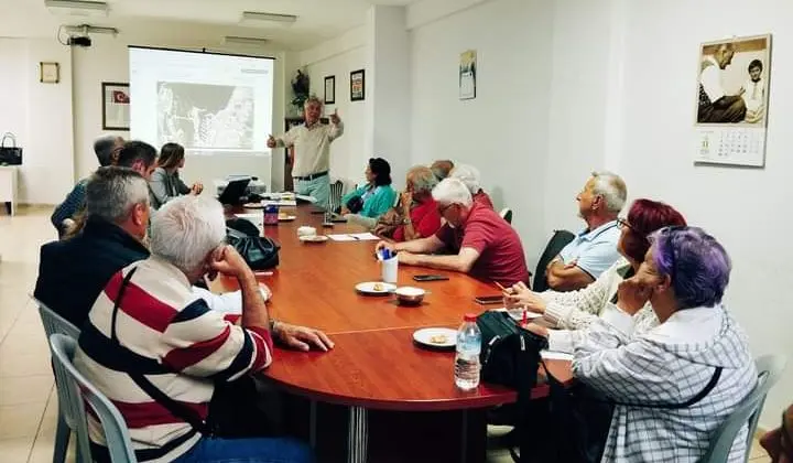 STK’lar Teos Marina tepkisi için Kent Konseyi’nde bir araya geldi