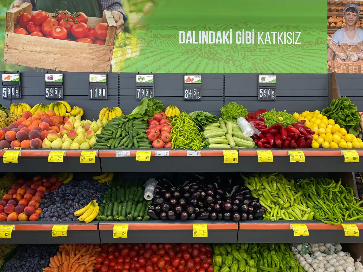 Tarım Kredi Kooperatif Market Seferihisar’a şube açtı