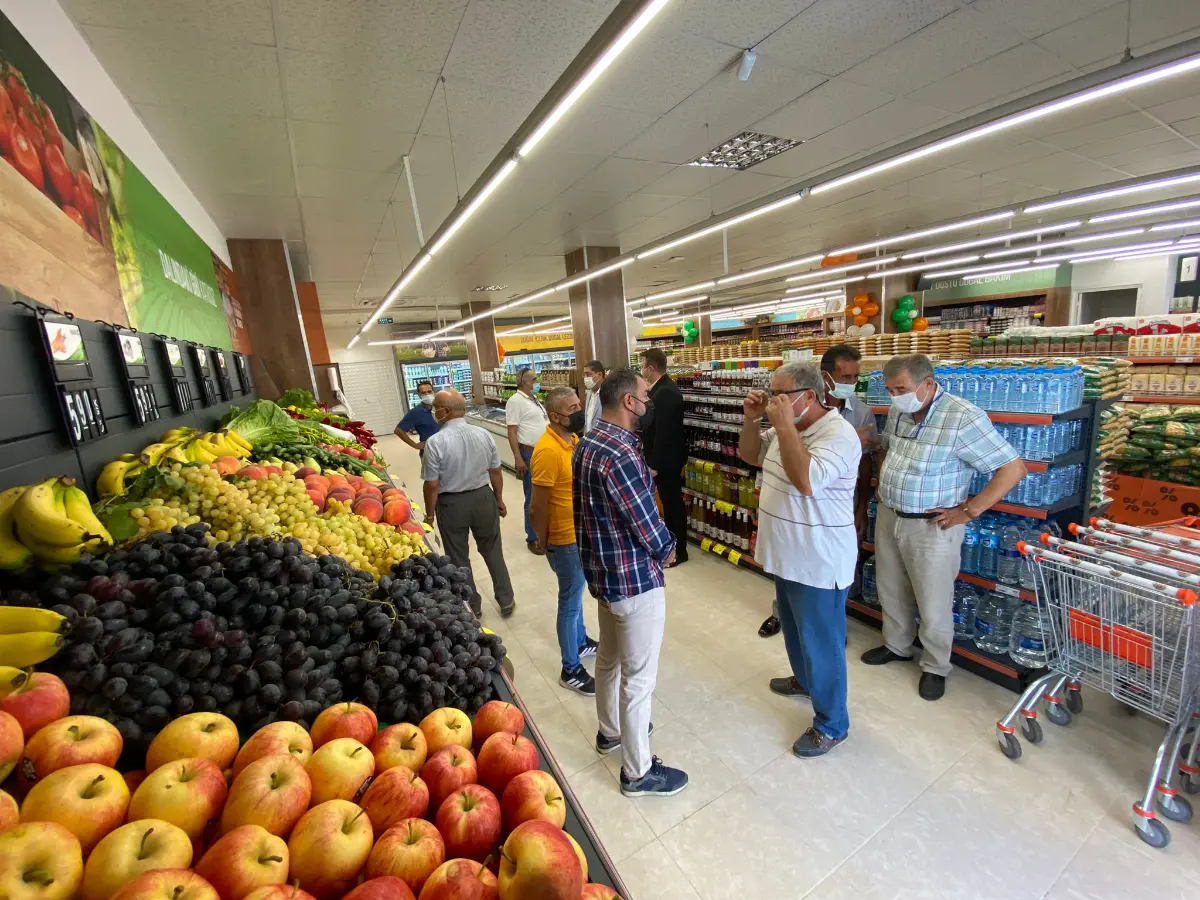 Tarım Kredi Kooperatif Market Seferihisar’a şube açtı