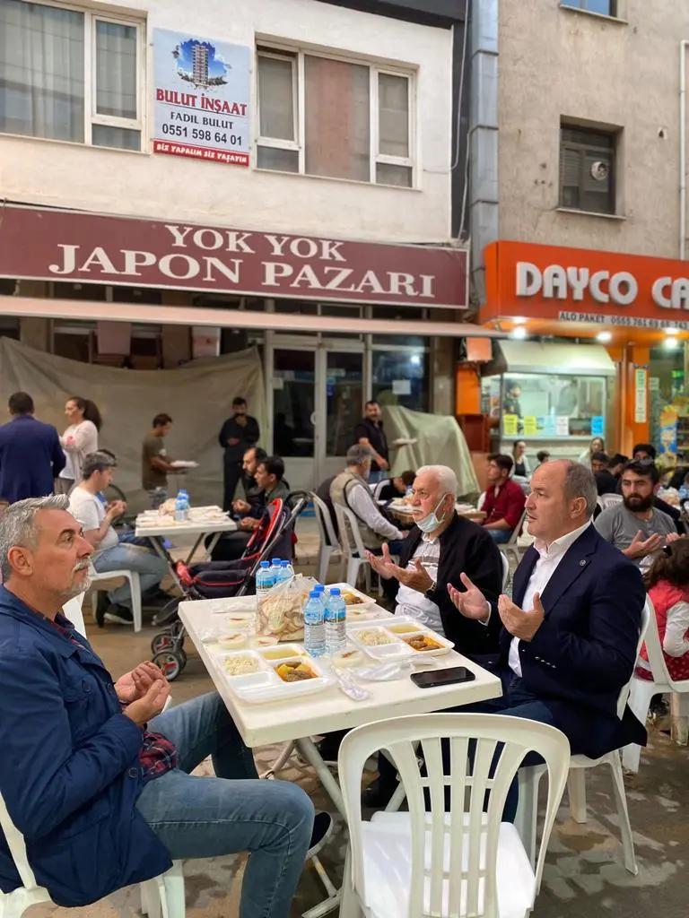 Tokatlılar iftar yemeğinde bir araya geldi