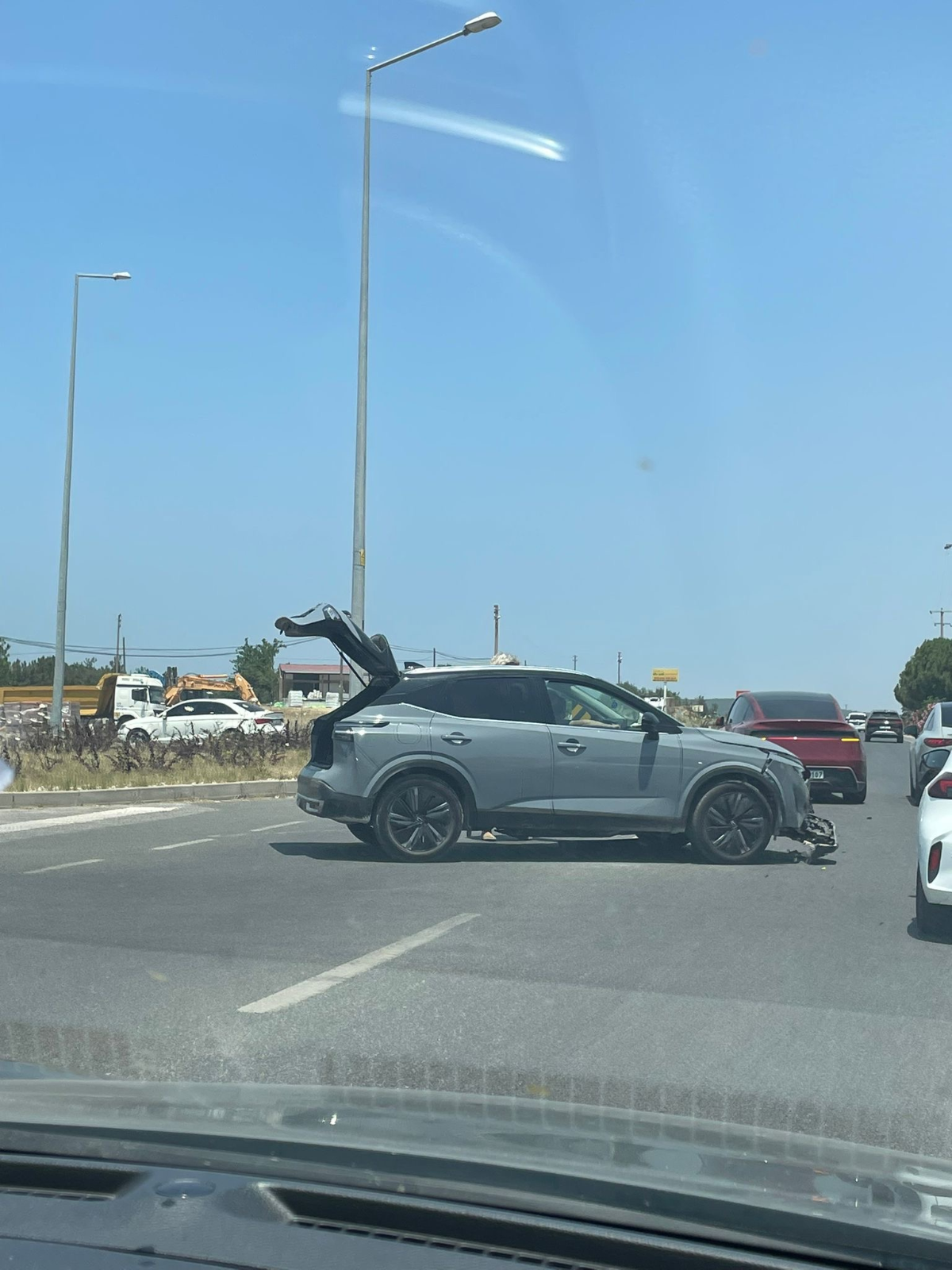Ulamış'ta maddi hasarlı trafik kazası