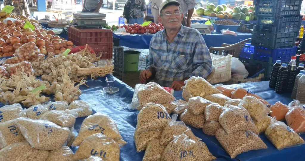 Üretici pazarında mevsim değişimi