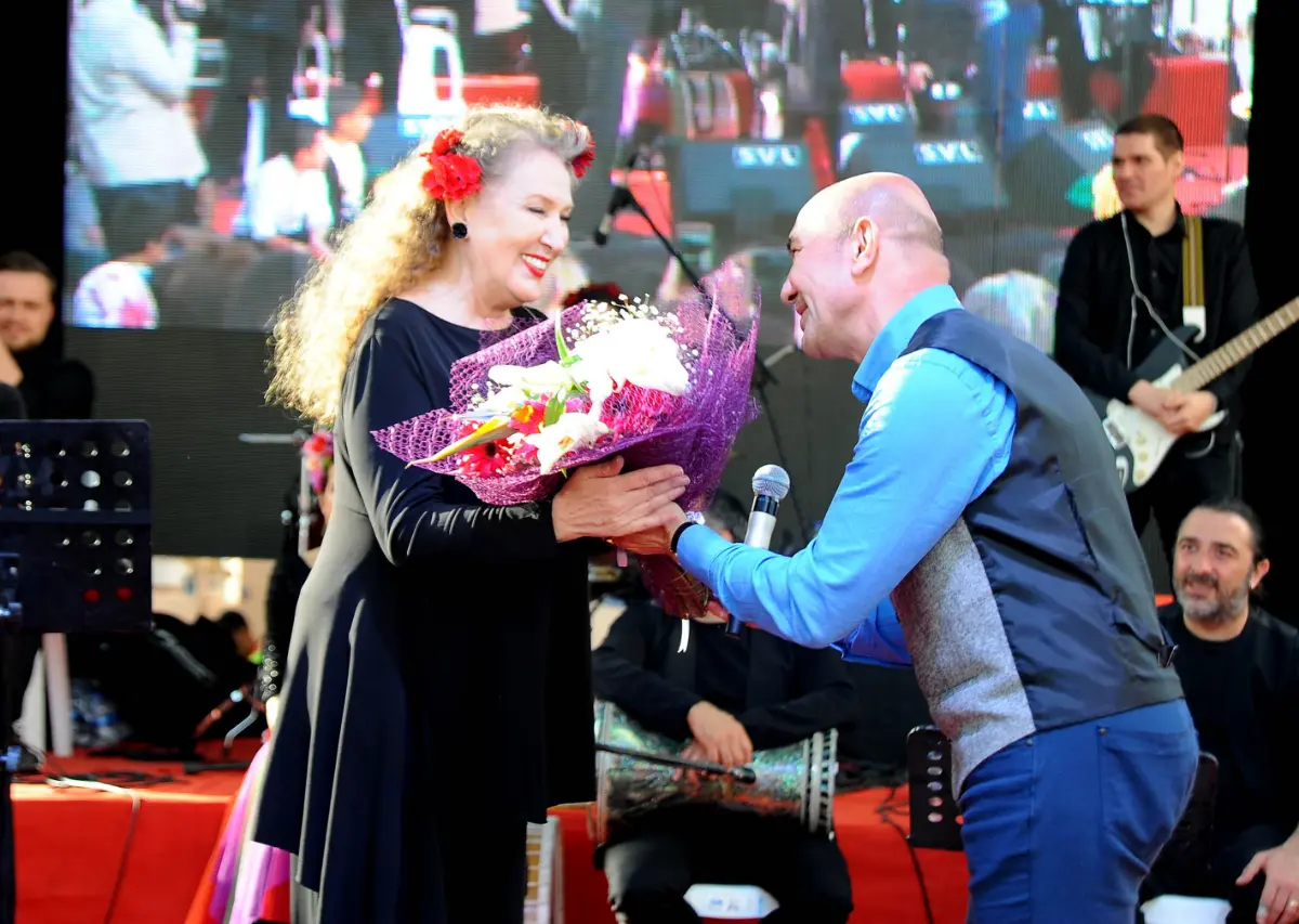 Yüzbinlerce Tohum Takas Edildi