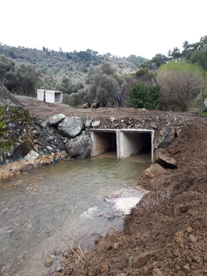 Çamtepe Ocak Deresi’ne yeni menfez yapıldı