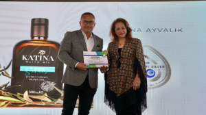 Katina, 420 zeytinyağı arasından sıyrıldı: Gümüş ödül Seferihisar’a geldi