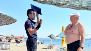 Seferihisar Belediyesi Zabıta Ekiplerinden sahilde denetim