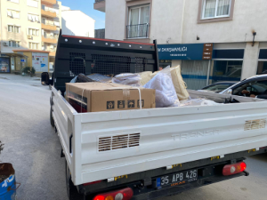 Seferihisar Karadenizliler Derneği afetin ilk gününden beri seferber