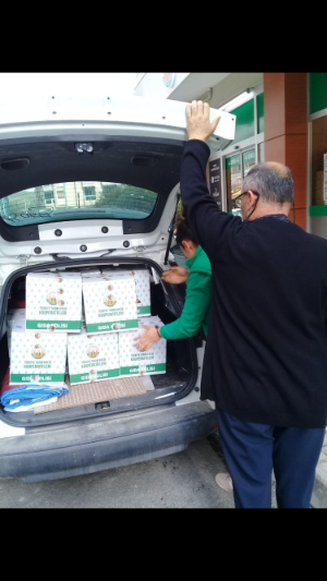 Seferihisar Karadenizliler Derneği ihtiyaç sahiplerinin yanında