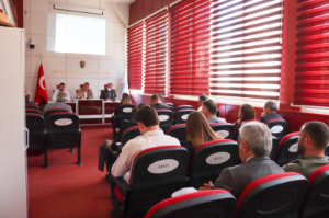 Seferihisar Meclisi’nde gündem otopark ve mezarlık alanı