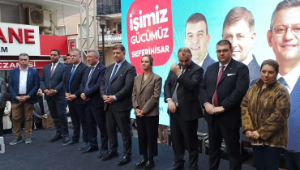 Seferihisar’da Cemil Tugay rüzgarı! CHP seçim ofisi açıldı