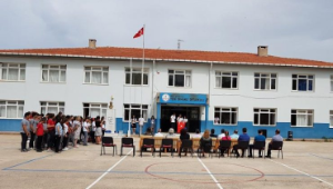 Yeni Orhanlı Ortaokulu’nun ismi değişti